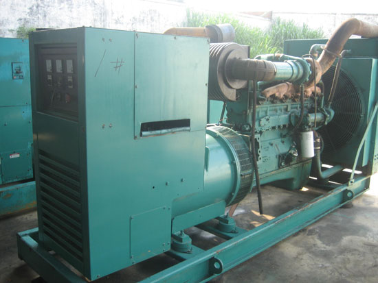 宜城出租发电机-发电机组购买指南都有哪些