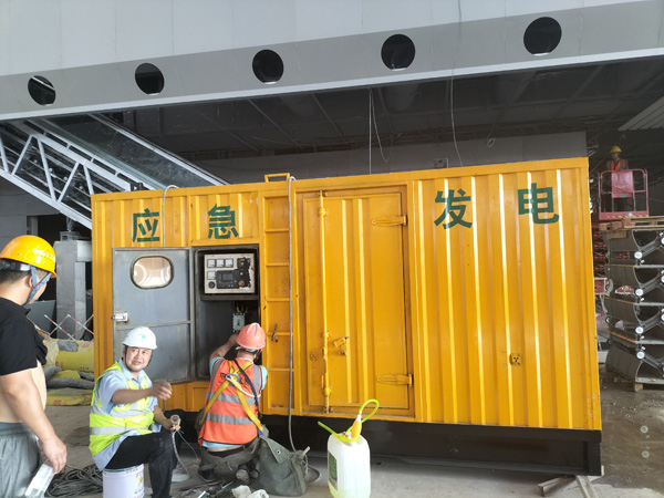宜城怎样判断空气滤清器是否需要更换？