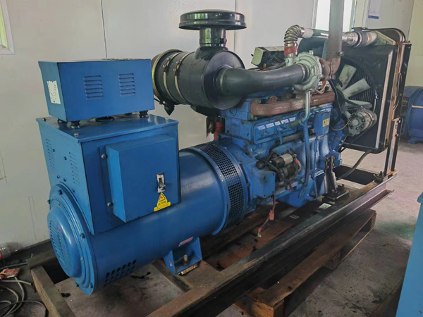 宜城100kW柴油发电机组使用多级机油有哪些优缺点？